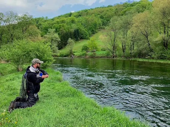 pesca mosca bosnia trucha